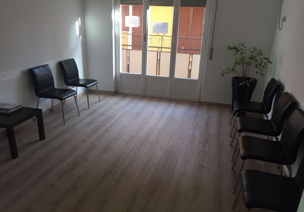 Fornitura di parquet in laminato di Europavimenti per studio legale. Termini Imerese